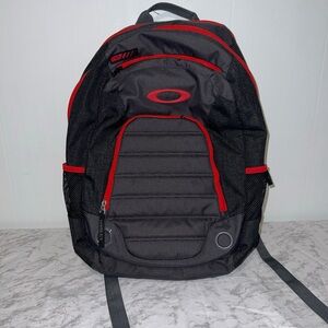 Oakley Men's Backpack in Black and Red